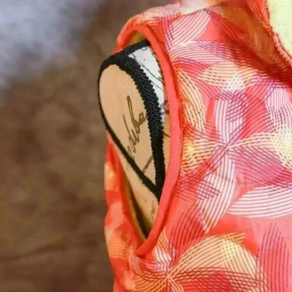 Child's LL Bean Down vest pink/yellow/graphic print size L (14 - 16) - Downtek - Picture 5 of 16